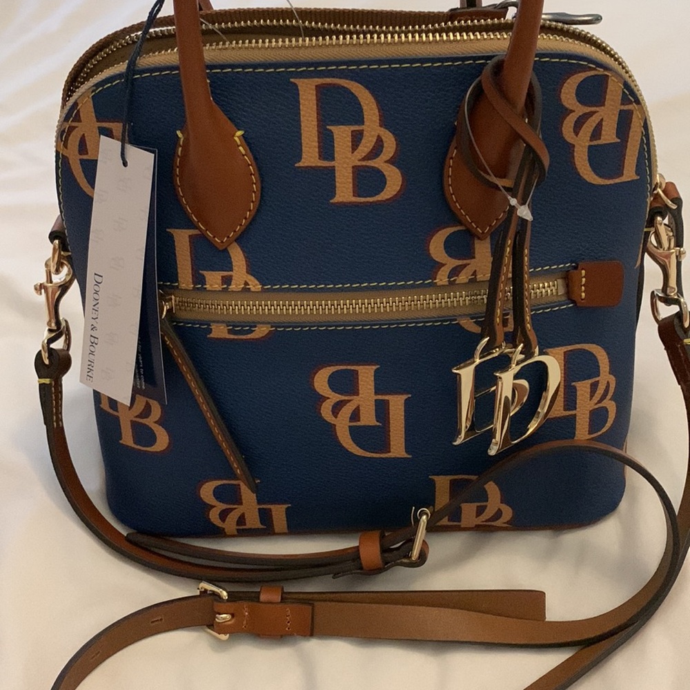 NWT Dooney & Bourke Coated Cotton Monogram Domed Satchel Dust Bag Included - Picture 7 of 11